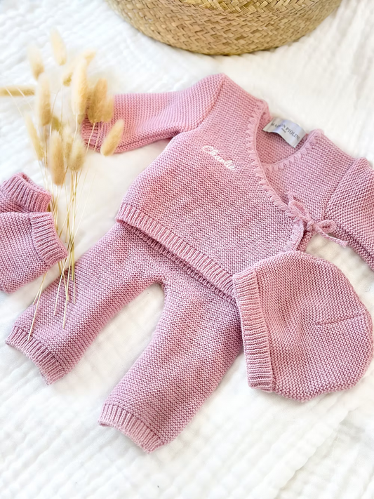 Trousseau de naissance bébé vieux rose – Maison Pioline