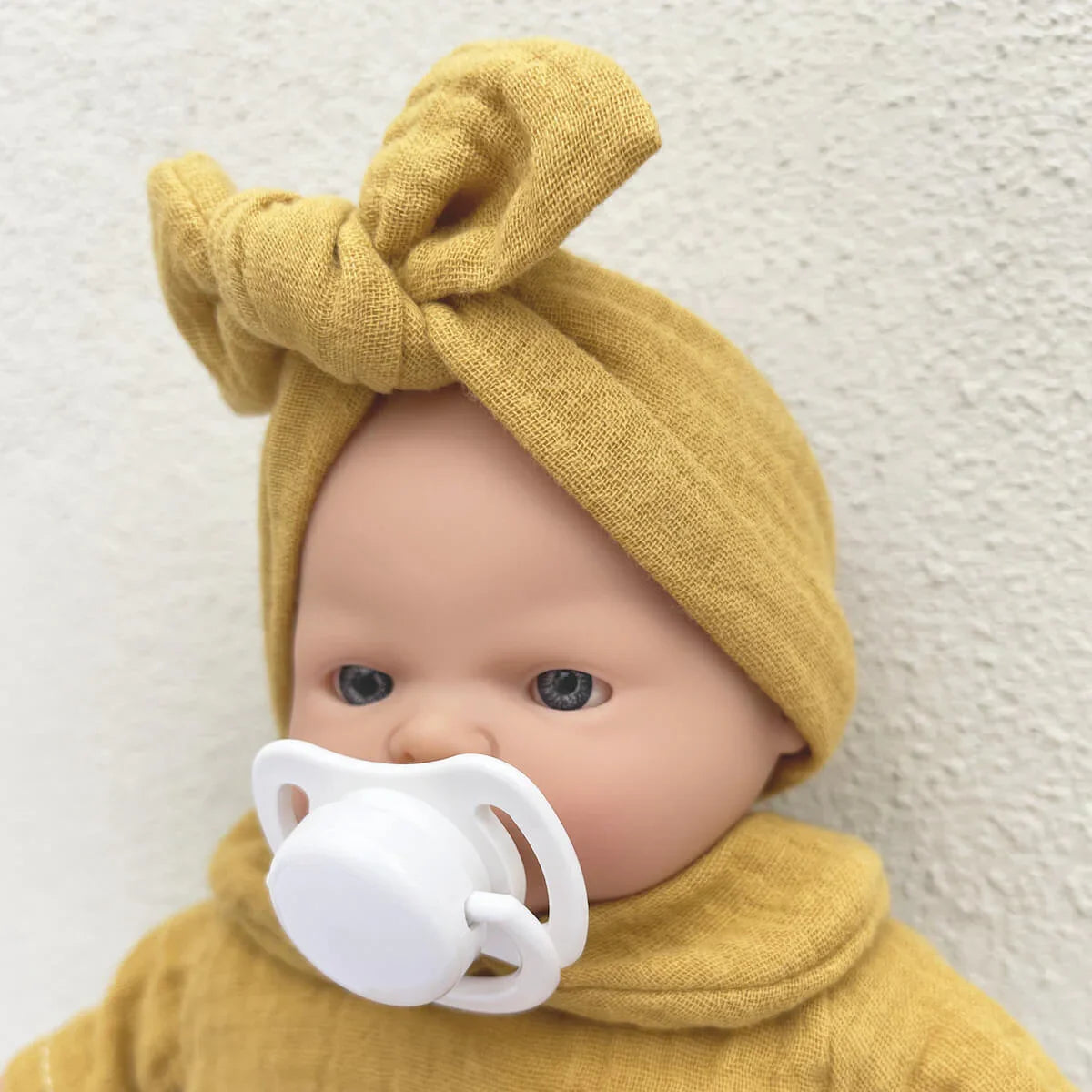 Poupée Nina Bobble moutarde 26 cm – Wookids